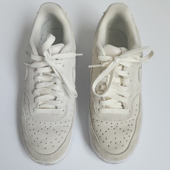 Nike Court Vision Low Sneakers - Picture 8 of 10